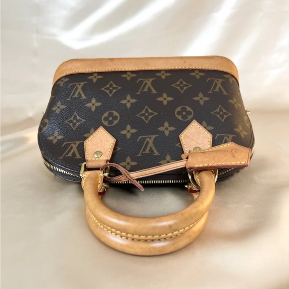 🤎🤎SOLD🤎🤎Louis Vuitton Monogram Alma BB Crossbody Bag - Picture 8 of 10